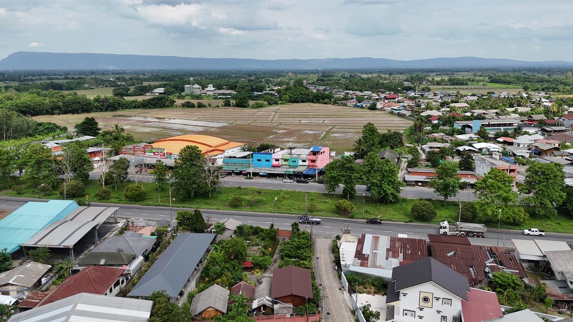 ขายด่วน อาคารพาณิชย์ 2 ชั้นครึ่ง ทำเลค้าขาย ใจกลางเมืองพาน จ.เชียงราย ติดถนนพหลโยธิน ทำเลเด่น การมองเห็นสูง 4