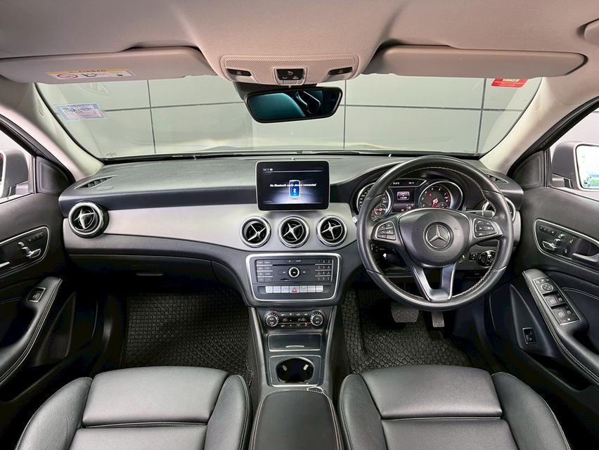 ปี 2019 BENZ GLA-CLASS, 200 โฉม W156 ปี14-20 สีเทา เกียร์ออโต้ มือเดียวป้ายแดง รูปที่ 8