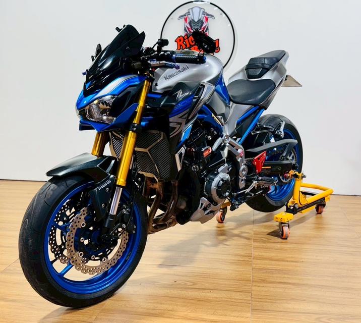 Z900 4