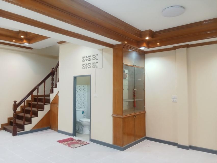 ขายบ้าน 2 ชั้น หมู่บ้านมนชญา2 ซอยสายไหม49 6