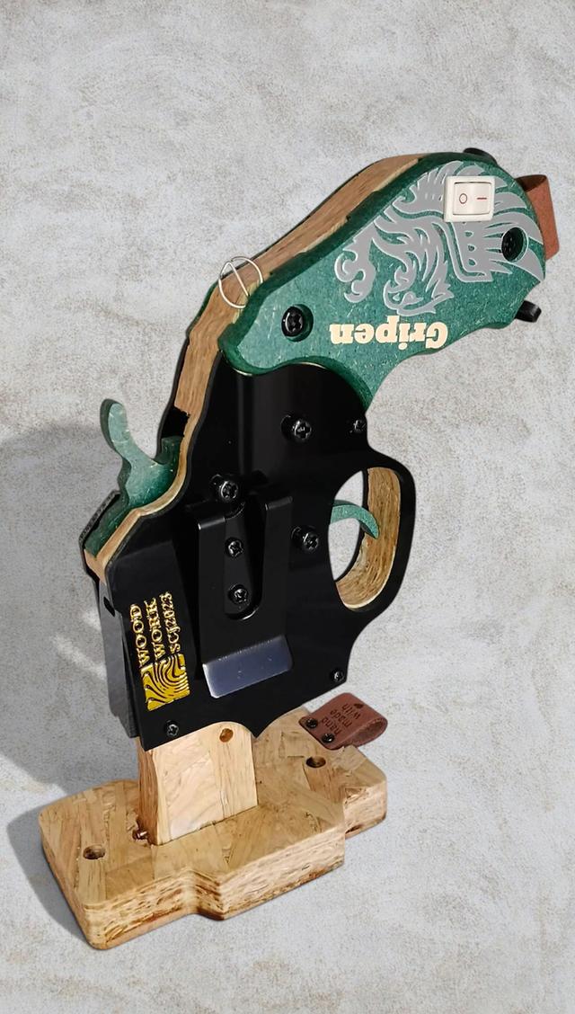 ปืนยิงยางที่ฟังเพลงได้ S-05 Vintage Rubber Band Gun with MP3 Player