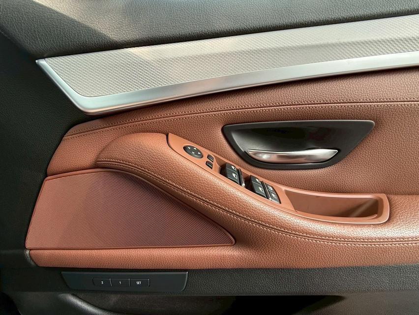 รหัสรถ AP4966 #BMW 528i M Sport LCi ปี ปี15 จด16 สีดำ 13