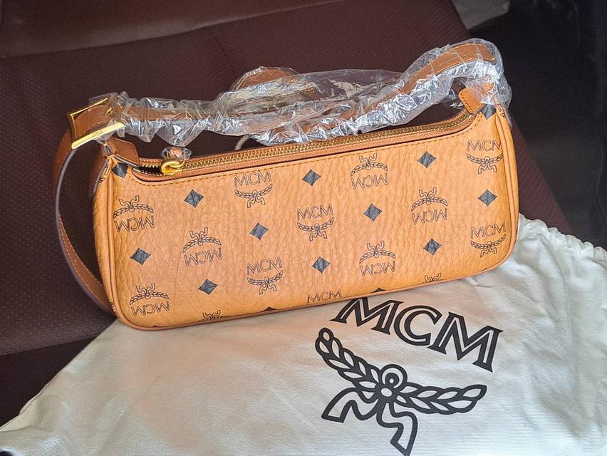 กระเป๋า MCM สะพายไหล่ Aren ลาย Visetos กระเป๋าใหม่ มือ1