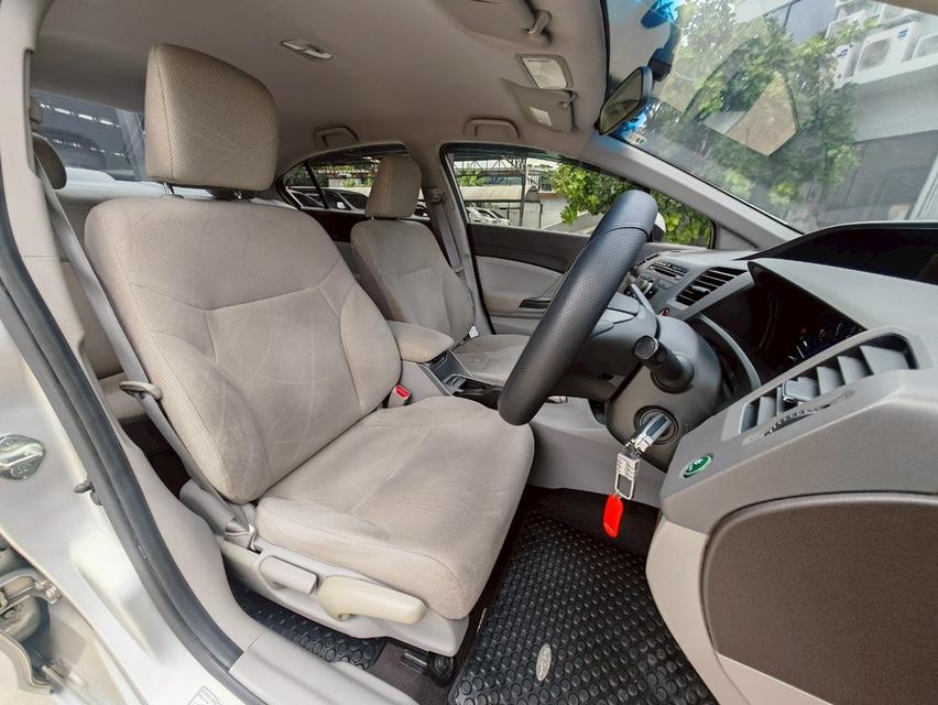 2013 HONDA CIVIC 1.8 S โฉม FB ไมล์ 80,000 กม. 8