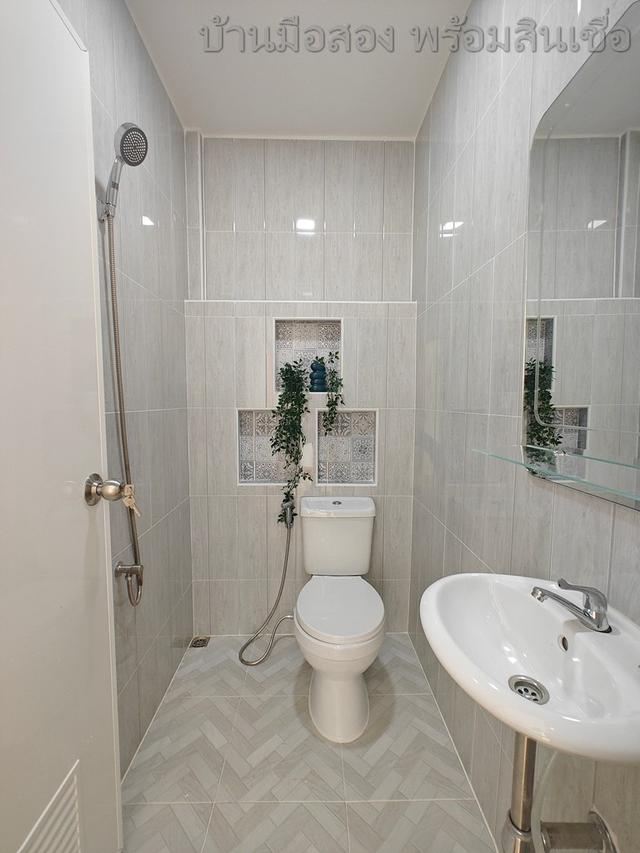 หมู่บ้านกรุงทอง ถนนสายไหม 16