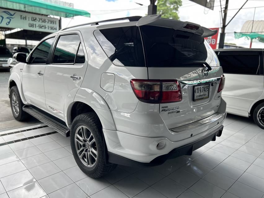 ขาย Toyota Fortuner 3.0 V TRD Sportivo 4WD ปี2010 รูปที่ 10