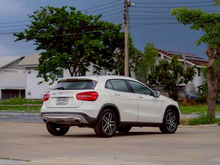 ขาย Benz Gla200 1.6Urban ปี16