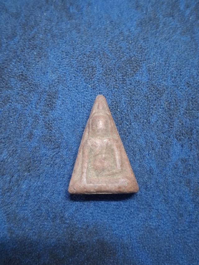 นางพญาเข่าตง