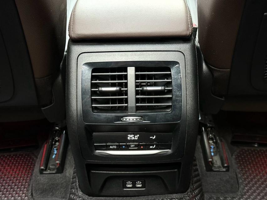 (แจ้งรหัสรถ PJP9970) 2021 #BMW #X3 xDrive30e M-Sport รูปที่ 17