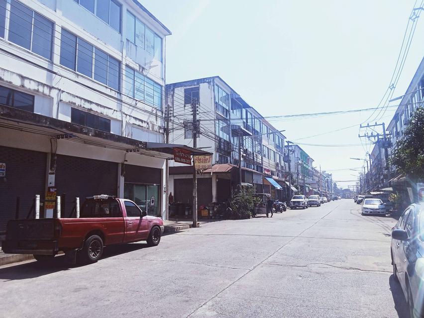 ขายตึก 3 ชั้น หมู่บ้านเบญจทรัพย์ รังสิตคลอง 6 2