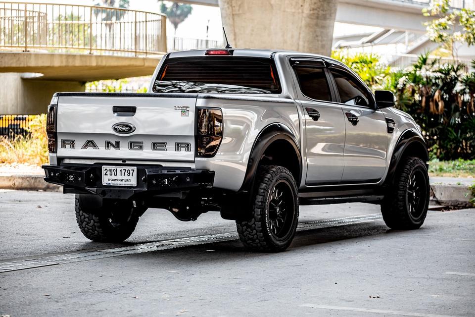 Ford Ranger 2.2 XLT Hi-Lander Double Cab เกียร์ MT ปี 2022 สีเทา ใหม่มากๆ 10