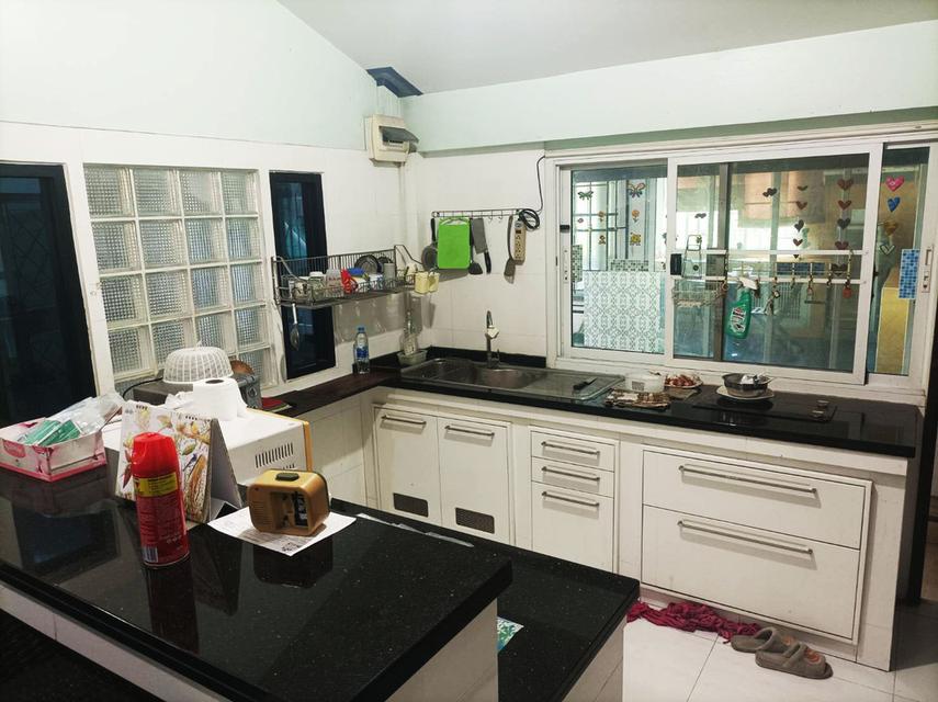 ขายบ้านด่วน ราคาถูก ม.เมืองเอก 2 หลัง 6