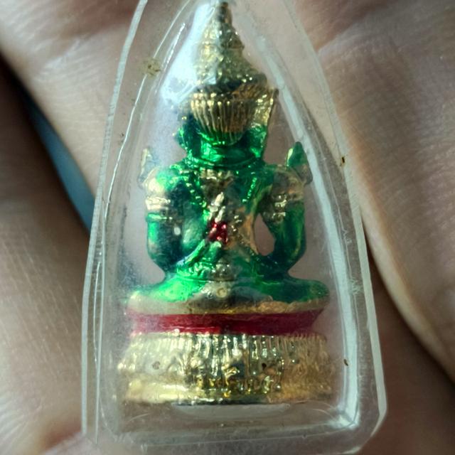 พระแก้วมรกต หลวงปู่เจียม อติสโย วัดอินทราสุการาม (วัดหนองยาว) จ.สุรินทร์ 2