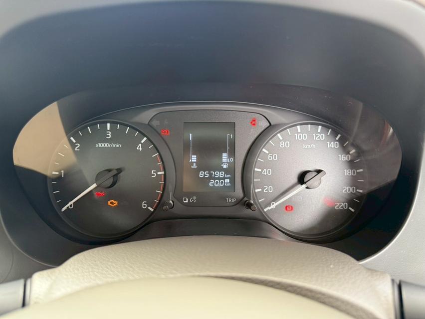 NISSAN NAVARA NP300 2.5 E KINGCAB ปี2020 5