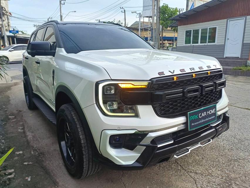 ปี2023 FORD EVEREST TITATIUM AUTO TOP ขับ 4 หล่อเกินบรรยาย ชุดแต่งสุดหรูรอบคัน