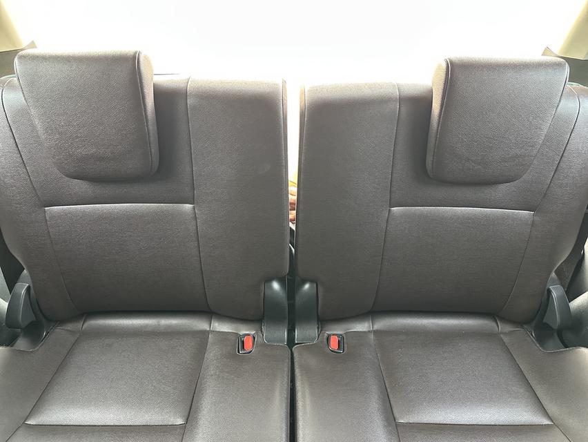 TOYOTA FORTUNER 2.4 V 2WD ปี 2016 19