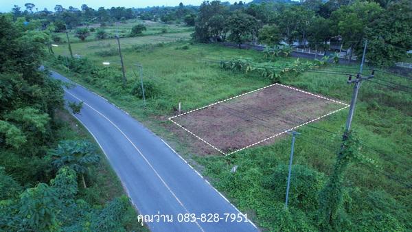 ขายที่ดิน 98 ตารางวา มีโฉนด ต.พรหมณี ติดถนนหลวง วิวเขาชัด ใกล้ รร.จปร. 7