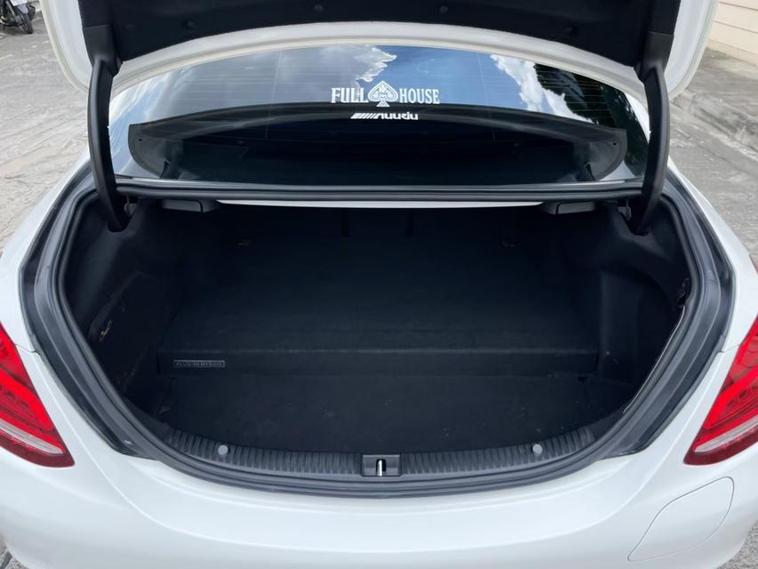 BENZ C350e AMG Dynamic ปี 2017 10