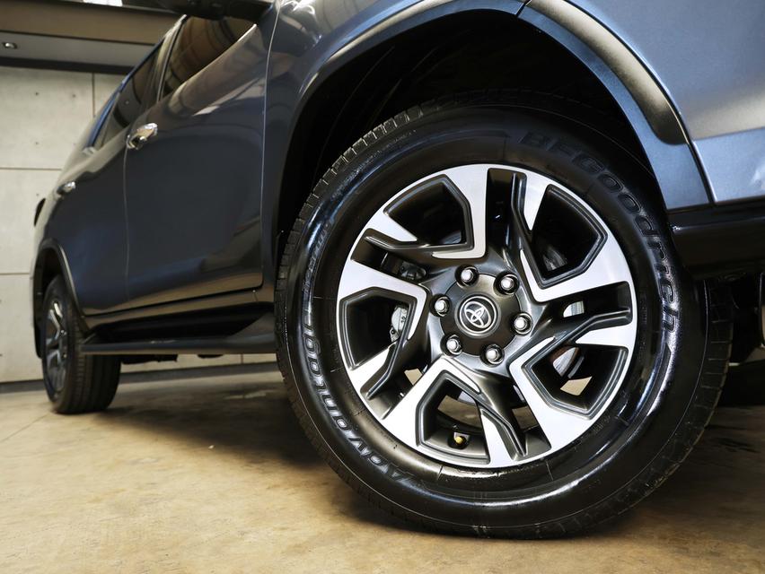 2022 Toyota FORTUNER 2.4 (ปี 15-25) Leader V 4WD SUV AT B5497 รูปที่ 6