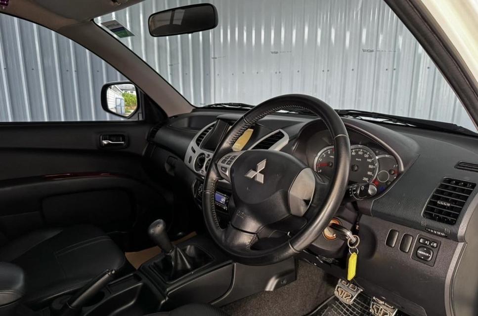 Mitsubishi Triton 2.5VG Turbo 4ประตู ดีเซล เกียร์ธรรมดา ปี2013 13