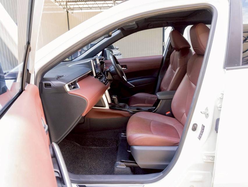 Toyota Cross 1.8 Hybrid Premium ปี 2023 จด 2025 13