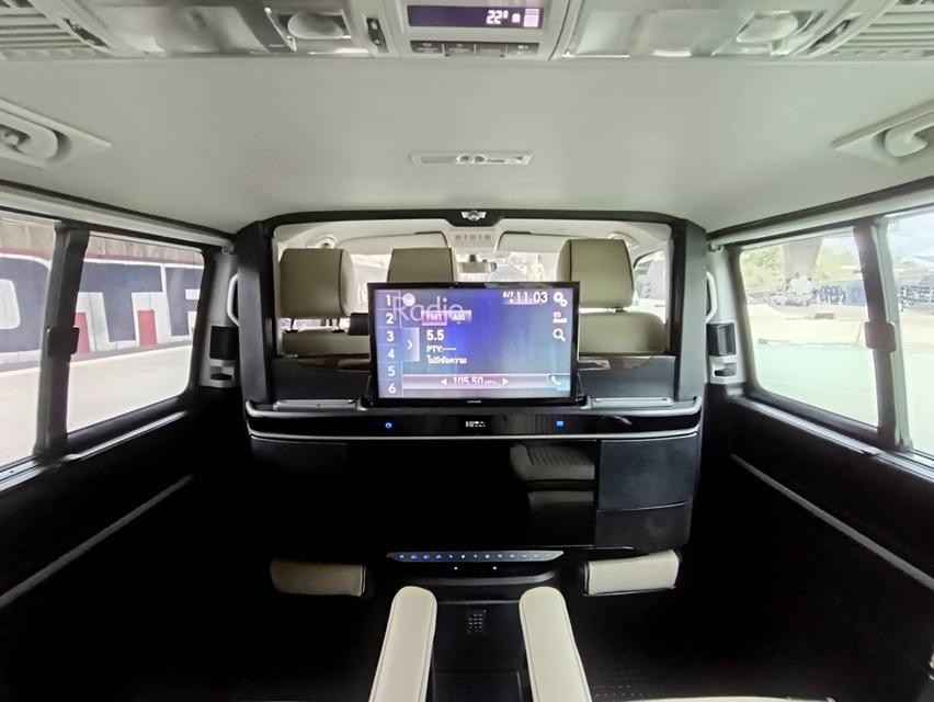 รหัสรถ PEAT8274 Volk Caravelle Comfortline2  เครื่องดีเซล แต่งVIP เต็มระบบ 2017 10