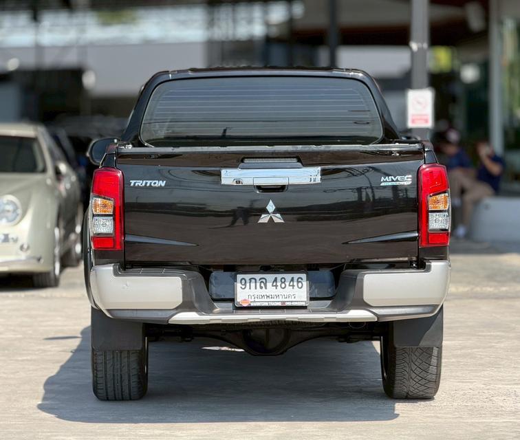 ปี 2019 MITSUBISHI TRITON, 2.4 GT มือเดียวป้ายแดง คู่มือบุ๊คเซอร์วิสครบ 9