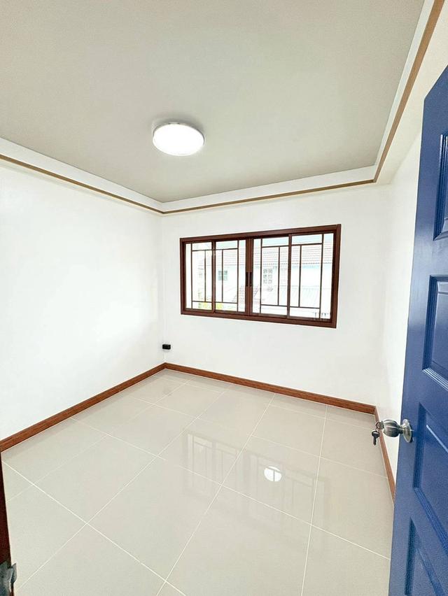 หมู่บ้านพฤกษา14A วัดลาดปลาดุก ทาวน์เฮาส์ 2 ชั้น ตกแต่งใหม่พร้อมอยู่ พร้อมเฟอร์นิเจอร์ โทนสีอบอุ่น คลาสสิก 18
