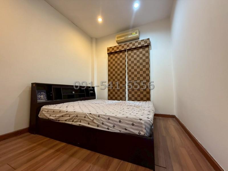 ขายทาวน์โฮม บ้านกลางเมือง โชคชัย 4 ติดกองปราบ เนื้อที่ 22.5 ตรว 3นอน 4น้ำ หน้าบ้านหันทางทิศเหนือ