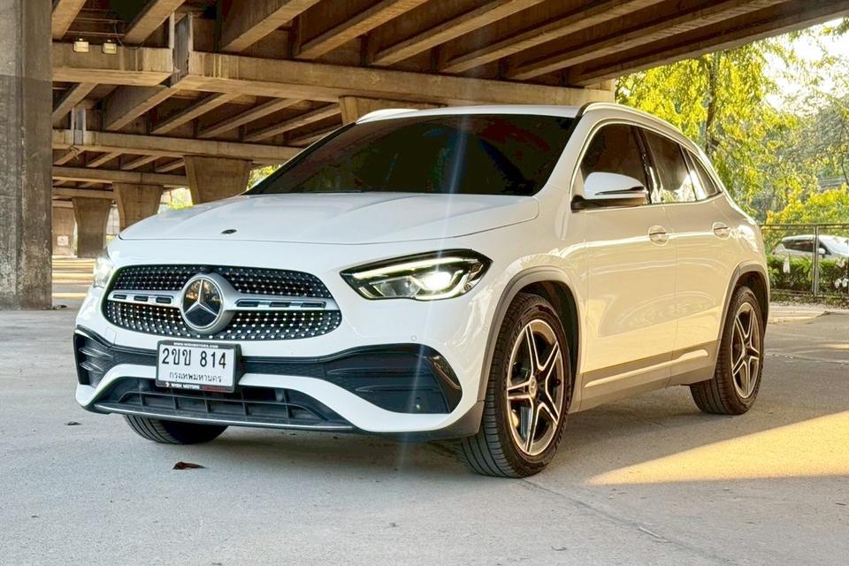 GLA 200 1.3 Turbo AMG Dynamic AT รถสวย มือเดียว ป้ายแดง ไมล์น้อย