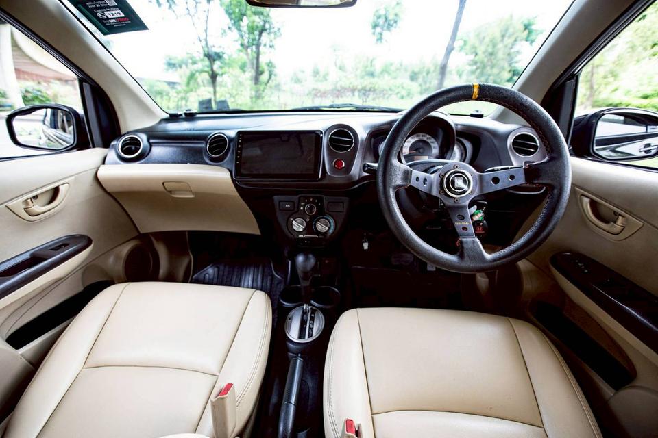 Honda Brio 1.2V ท๊อปสุด ปี 2012 เกียร์ออโต้ สีดำ 12
