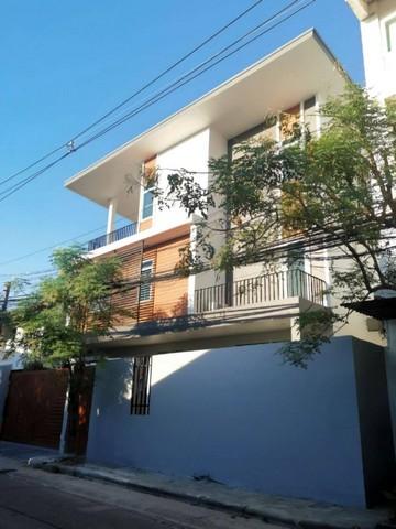 ให้เช่า บ้านเดี่ยว3ชั้น 42 ตรว.ถนนประชาชื่น เข้าซอย50เมตร ใกล้แยกประชานุกูล 1
