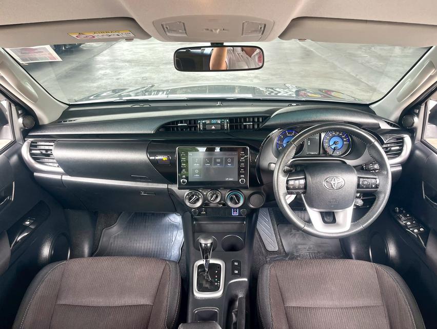 Toyota Revo 2.4E Plus ปี17 10