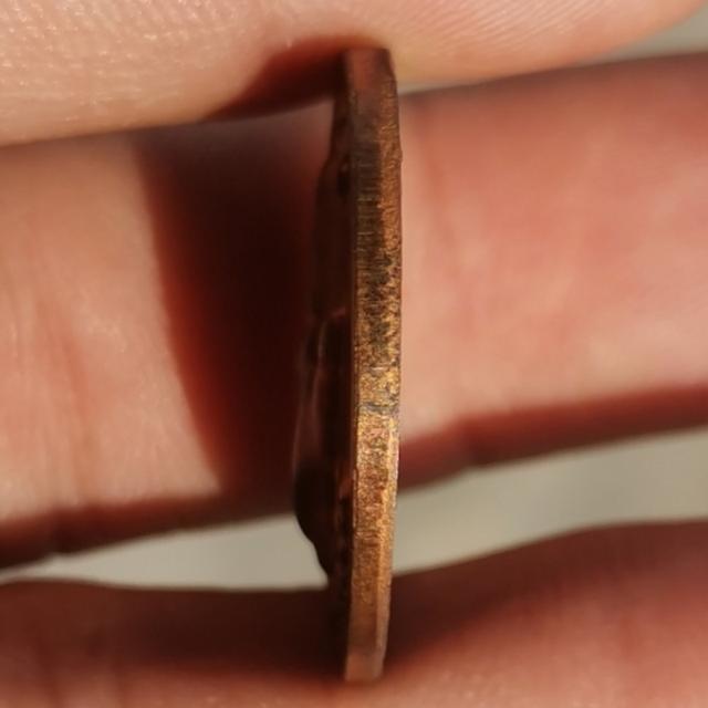 #เหรียญ​รวยไม่เลิก รวยแน่นอน รูปที่ 2