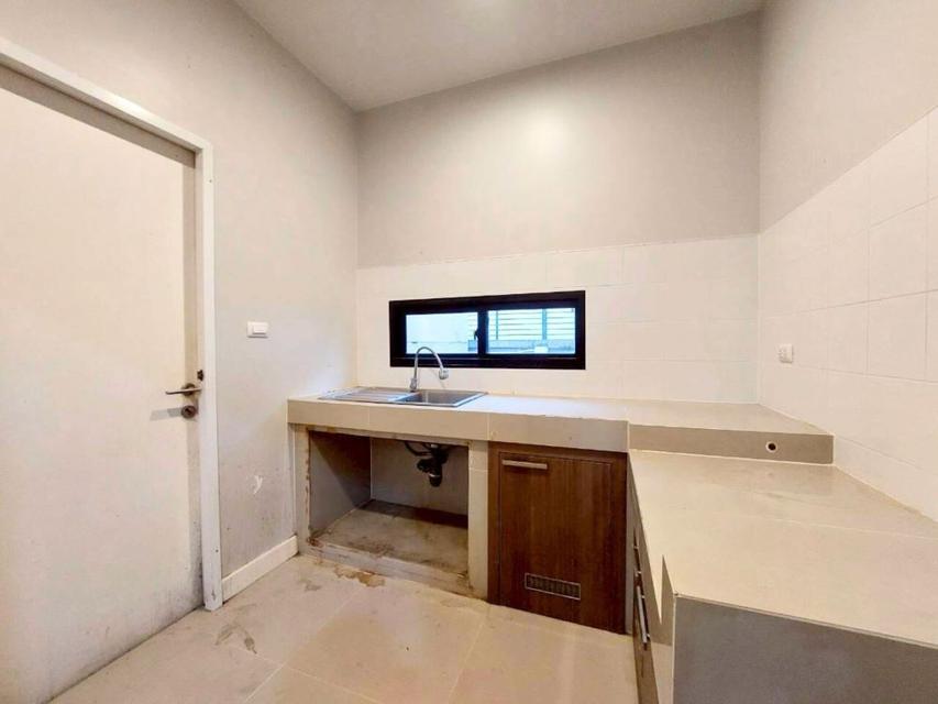 ขายบ้านเดี่ยว คณาสิริ รังสิต คลอง 2  จุดเด่นที่ ราคาถูกสุด คุ้มค่ากับเนื้อที่และทำเล ใกล้ BTS สถานีคูคต  13