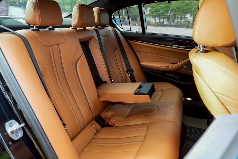 BMW 520d M Sport (LCI) G30 AT 2021 รูปที่ 8