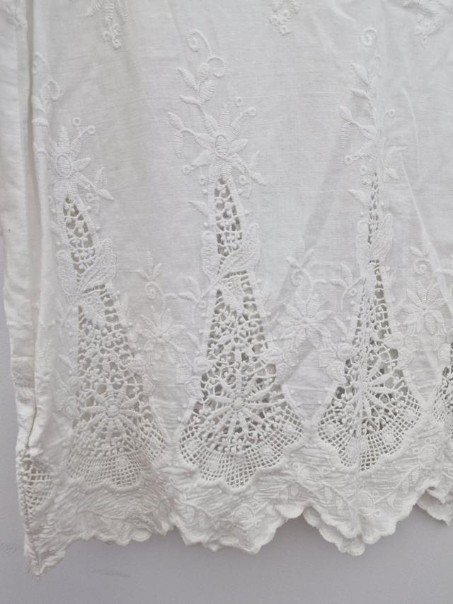 เสื้อขาวลูกไม้ itokin minna รูปที่ 2