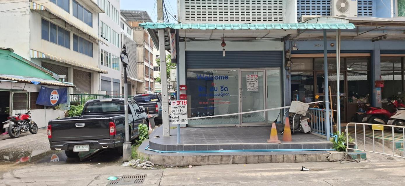 ขายตึกแถวติดตลาดสี่มุมเมือง พหลโยธิน83 แปลงมุม จากถนนใหญ่เข้าซอยเพียง 50 เมตร ทำเลดี ใกล้แหล่งชุมชน 3
