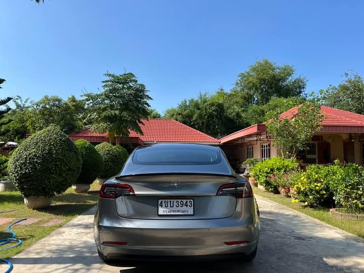 ปล่อยขายด่วน TESLA MODEL 3 4