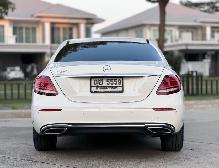 🌟 Mercedes Benz E220d (ดีเซลล้วน) Top ปี 2016 W213 รหัส AVA5559 3