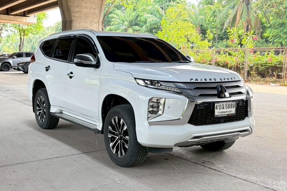 ð 2023 Mitsubishi PAJERO Sport 2.4 GT PREMIUM 2WD AT āļĢāļđāļāļĒāđāļāļĒāļāļĩāđ 3