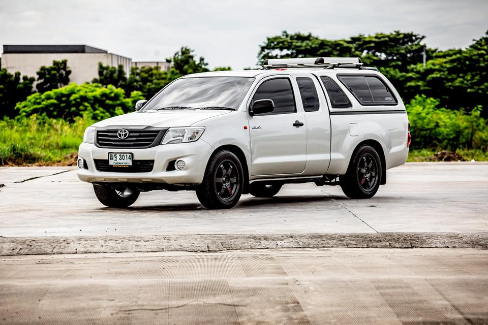 Toyota Vigo Champ Cab 2.5J ดีเซล เกียร์ธรรมดา ปี 2011 สีเทา มือเดียวป้ายแดง 10