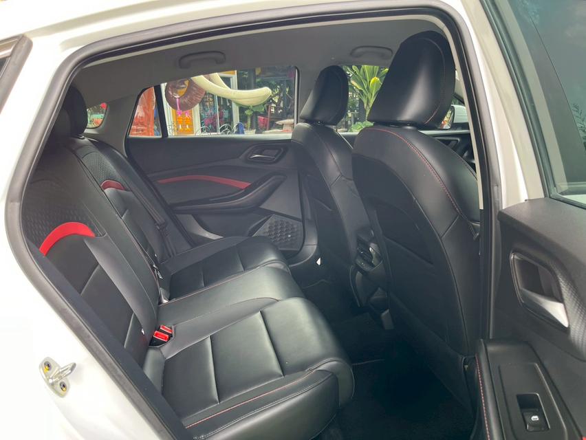 🚗 MG 5 1.5 D AUTO ปี 2023 14