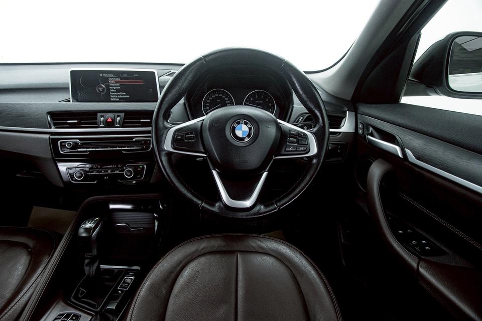 BMW X1 SDRIVE18I XLINE 1.5 AT 2017SUV 5 ประตู ทรงสูง หรู ขับง่าย ประหยัด รูปที่ 15