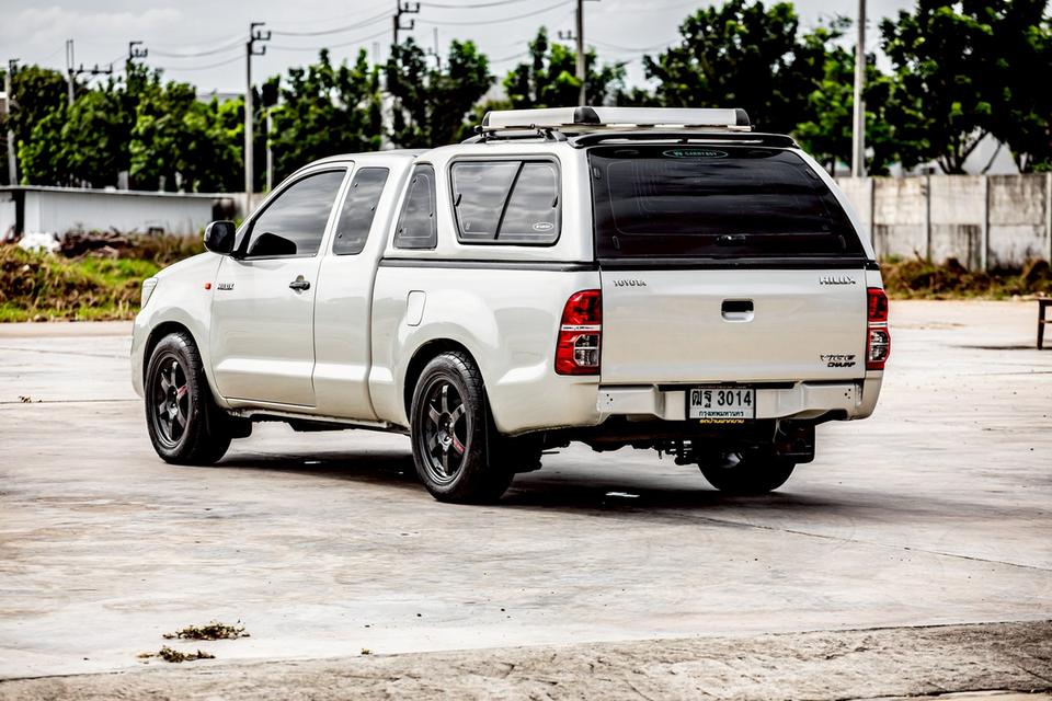 Toyota Vigo Champ Cab 2.5J ดีเซล เกียร์ธรรมดา ปี 2011 สีเทา มือเดียวป้ายแดง 7