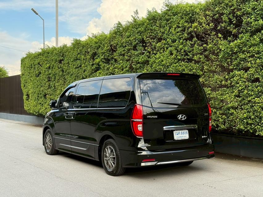 HYUNDAI H-1 2.5DELUXE AT ปี 2021 สีดำ 3