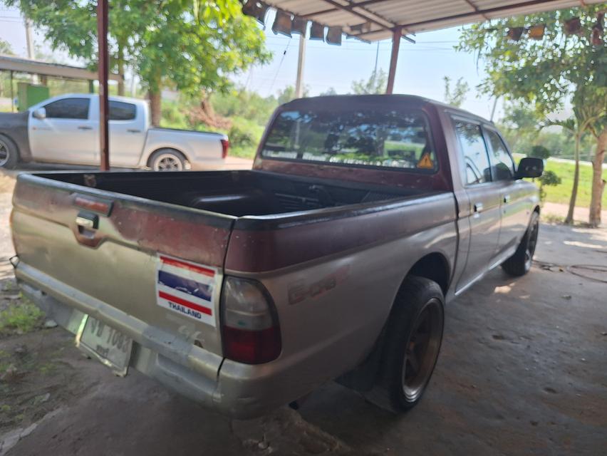 mitsubishi strada 4 ประตู 5