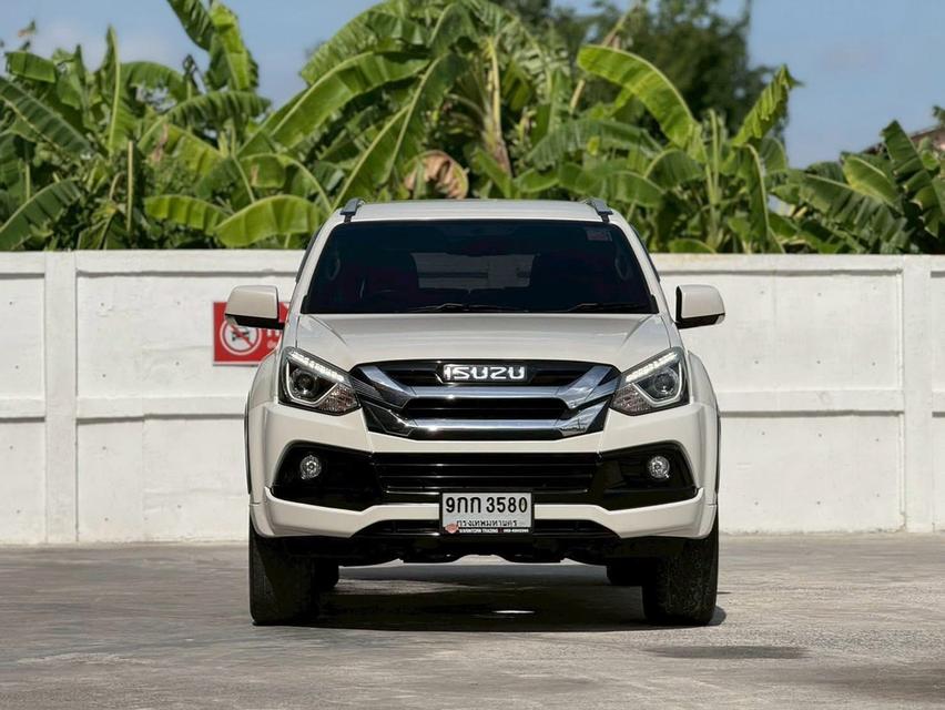 ปี 2019 ISUZU MU-X, 1.9  THE ONYX โฉม ปี13-20 สีขาว เกียร์ออโต้ ประวัติดี เข้าศูนย์ตลอด มือเดียวป้ายแดง รูปที่ 2