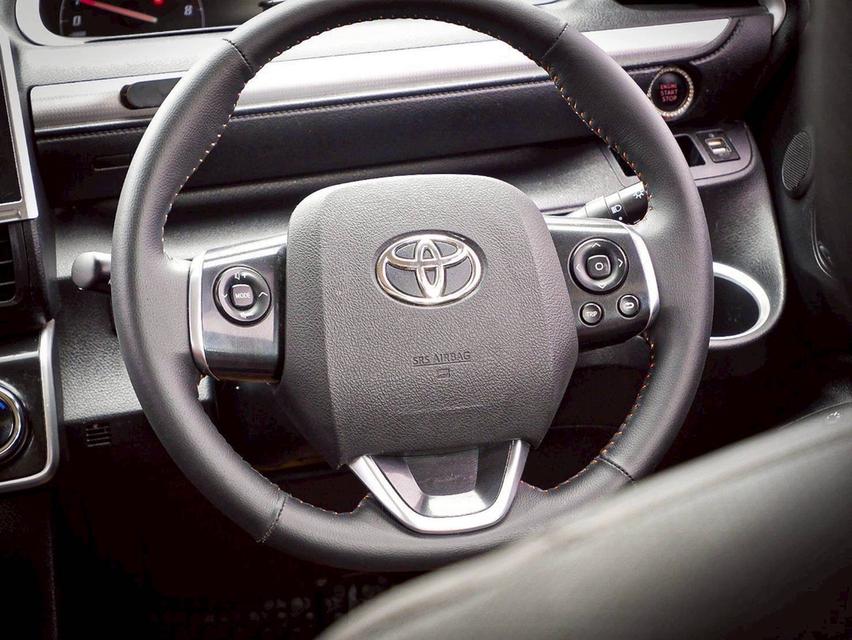 รหัสรถ QT9932 🚗TOYOTA SIENTA 1.5 V เกียร์ Auto สีดำ ปี 2019🚗 9