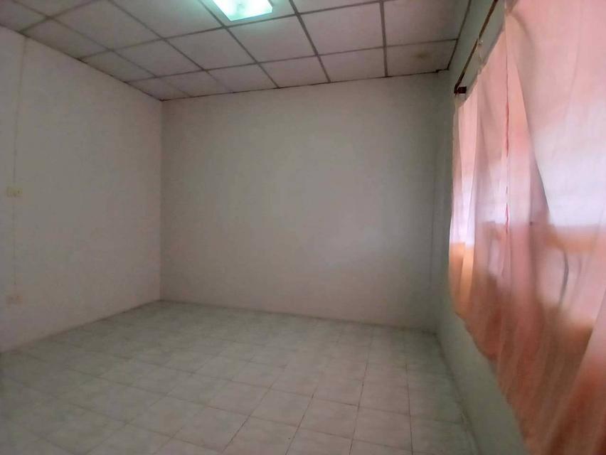 ขายบ้าน 2 ชั้น หมู่บ้านรุ่งเรืองเฮ้าส์1 คลอง4 ลาดสวาย ถนนพระองค์เจ้าสาย 4